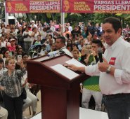 Germán Vargas Lleras, quien arrancó como el favorito en las pasadas elecciones presidenciales y terminó como el gran perdedor de la primera vuelta, dice que, por ahora, no tiene nueva agenda electoral. Archivo