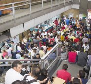 En octubre de 2019, las oficinas de la Secretaría de Hacienda colapsaron, pues los propietarios de los vehículos venezolanos esperaron hasta los últimos días para realizar el pago del impuesto. Archivo