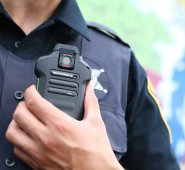El sistema permite una respuesta coordinada entre los servicios de emergencia de la Armada y otros organismos federales, estatales y locales involucrados en la seguridad pública.  Cortesía