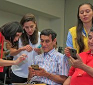 Todos los usuarios de Claro, Movistar, Tigo, DirecTV, ETB y EMcali, podrán acceder de manera gratuita a 5 URLs de interés público que defina el Gobierno. Archivo