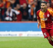 Falcao tuvo que jugar el pasado 15 de marzo por el campeonato local en un clásico ante Besiktas a puerta cerrada cuando el resto de las Ligas en Europa ya habían suspendido sus actividades. Colprensa