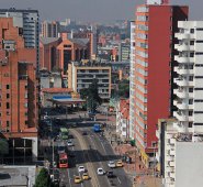 Varios sectores productivos están próximos a cumplir un mes de haber frenado por completo sus operaciones en el país. Colprensa