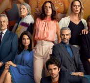 La temporada final de ‘La casa de las flores’ promete dar respuesta a todos los enigmas y enredos que quedaron en el aire en los capítulos previos. Tomada de Instagram