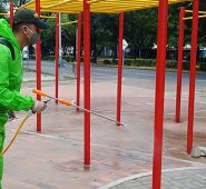 En los lugares más frecuentados se hizo una jornada de desinfección para contribuir con las medidas de prevención. Cortesía