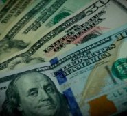 La divisa abrió la jornada con un precio de $4.034,20, mientras que el precio mínimo llegó a $4.025, y el máximo fue de $4.034,20. Colprensa