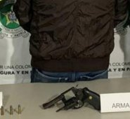 Arma de fuego. Policía Nacional