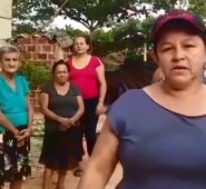 Elvia Rosa, Campesina de la vereda El Amparo, pidió a los gobernantes nacional, departamental y municipal voltear sus ojos al campo, donde aún no llegan las ayudas a muchas veredas. Cortesía La Opinión