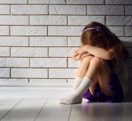 El Instituto Colombiano de Bienestar Familiar reportó que cada día recepcionó una media de 565 denuncias por maltrato infantil en el país, entre el 12 de marzo y el 21 de abril de este año. Archivo