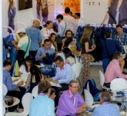 Una última ventana son las garantías, cuyos planes de entrega ya se encuentran en curso, pero no se han agotado. Archivo La Opinión
