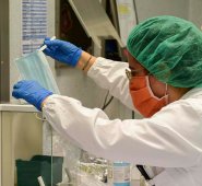 La misión de las autoridades es incrementar el número de pruebas y ello se logrará cuando entren en funcionamiento los dos laboratorios de la Unipamplona y el departamento. Archivo