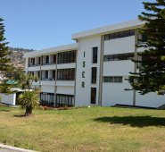 El rector del Iser dijo que ya empezaron los procesos de matrículas y que los estudiantes pueden concretar los procedimientos a través de la plataforma virtual del Iser.  Cortesía