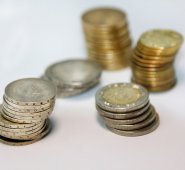 El Gobierno deberá presentar al Comité Consultivo de la Regla Fiscal informes trimestrales, con información detallada sobre la evolución de los agregados fiscales. Colprensa.