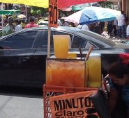 En mayo 4,8 millones de personas estaban trabajando en la formalidad y 4,3 millones en la informalidad. Archivo