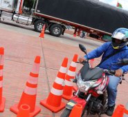 En conjunto, las autoridades viales han venido desarrollando diferentes campañas de prevención para lograr mayor conciencia de precaución por las carreteras de la región: Cortesía para La Opinión