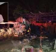 La camioneta donde iban las tres personas quedó en muy mal estado por el fuerte impacto contra la vivienda.
Cortesía