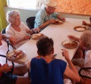 La fundación creada en el año 2000 para brindar asistencia a la tercera edad en estado de abandono. Archivo referencial