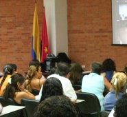 La Ley de Víctimas entró en vigencia en junio de 2011 y está prevista inicialmente para un periodo de 10 años, por lo que solo le restaría uno para su implementación.
 Archivo La Opinión
