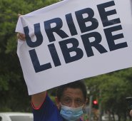 Caravana de apoyo al ex senador y ex presidente Alvaro Uribe Vélez. Colprensa