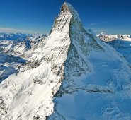 Las otras principales causas del aumento del nivel del mar son los casquetes glaciares y la expansión del agua del océano a medida que se calienta. Pixabay reference