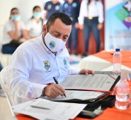 Firma del acuerdo de voluntades para la constitución de la Asociación de la Subregión Centro ‘Pueblos de Occidente’. Cortesía