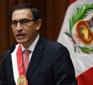 "No voy a renunciar, no me voy a correr", dijo el presidente Martín Vizcarra el jueves en la noche en un mensaje por televisión. Archivo