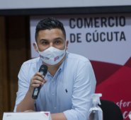 Sergio Andrés Entrena Fernández fue presentado, ayer, oficialmente como nuevo presidente ejecutivo de la Cámara de Comercio. Alfredo Estévez