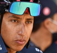 El joven pedalista colombiano de 23 años acabó arrojando la toalla. AFP