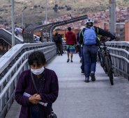 Los riesgos de contagio de coronavirus en el trabajo (reconocido por los médicos como una enfermedad laboral), los trabajadores colombianos no están cobijados al respecto. Colprensa