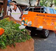 La Secretaría de Salud advierte sobre los riesgos ocupacionales y la importancia de que los vendedores informales cuenten con una ARL. Cortesía