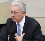 El narcoterrorismo y la prohibición de combatirlo debidamente aumentan desmoralización en las Fuerzas Armadas, según Álvaro Uribe. Colprensa
