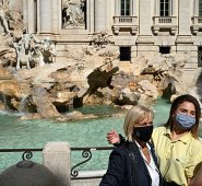 Los turistas elogian las medidas de bioseguridad y el cuidado de las autoridades. AFP