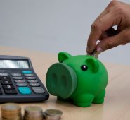 Si tiene pensado hacer el viaje con amigos o familia, pueden crear un fondo común de ahorro para que sea más fácil lograr el objetivo. Colprensa