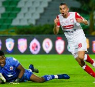 El Cúcuta Deportivo no pudo aguantar una ventaja de 2-0 y terminó perdiendo 3-2. Dimayor