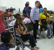 Las instituciones públicas deben cumplir con un mínimo de empleos para personas con alguna discapacidad. Cortesía