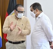 El gobernador de Norte de Santander, Silvano Serrano (izquierda), junto al diputado Juan Carlos García-Herreros. Asamblea de Norte de Santander