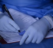 La esclerosis múltiple es una enfermedad inflamatoria crónica del sistema nervioso central (SNC). Colprensa