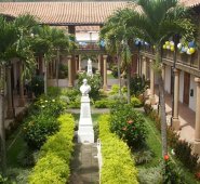 Desde el palacio municipal se coordinan acciones para el simulacro.  Cortesía