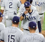 En el segundo partido, los Rays de Tampa vencieron 6-4 a los Dodgers de Los Ángeles. AFP