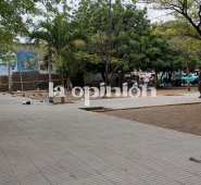 Dos hombres fueron apuñalados por el parque Lineal, cuando supuestamente consumían drogas. Alfredo Estévez/La Opinión
