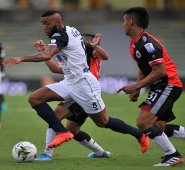 El partido entre motilones y tiburones tuvo 15 amonestados por ambos bandos. Dimayor