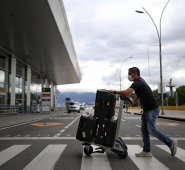 A través de la estrategia PRASS se hará seguimiento a todos los pasajeros que ingresen a Colombia. Colprensa