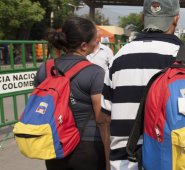 Miles de personas han recibido información útil, precisa y confiable, que les facilitó la toma de decisiones y ayudó a romper con las brechas de desinformación que venían sufriendo en sus procesos de integración. Archivo