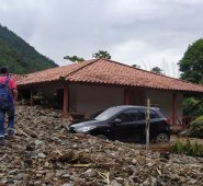Las fuertes precipitaciones hicieron que la quebrada Suravita, el río Zulia, río Peralonso, entre otros afluentes, aumentaran dramáticamente su caudal, causando diferentes emergencias en municipios como Arboledas, San Cayetano y El Zulia. Cortesía.