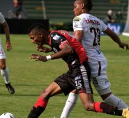 Los tiempos no dieron para buscar un aplazamiento y que el rojinegro pudiera disputar el encuentro.  Archivo