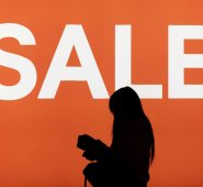 Además de las medidas propias del Día sin IVA, los comerciantes han ofertado descuentos adicionales de entre un 25% y un 50%. Colprensa