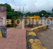 Carlos Julio Rangel se lanzó a una quebrada que pasa por los barrios Pisarreal y Montebello, en Los Patios. La Opinión