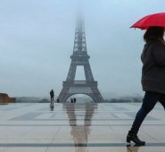 Las asociaciones de ayuda en París alertan desde hace meses sobre una explosión del número de solicitudes de ayuda de estudiantes, sobre todo extranjeros, muchos de los que se quedaron sin empleo debido a las medidas de confinamiento. Archivo La Opinión