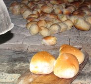 Todos los panes y colaciones tienen un proceso que mezcla técnicas ancestrales con varios métodos modernos que se adaptan a los clientes. Roberto Ospino