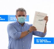 El presidente Iván Duque sancionó la ley del presupuesto general de la Nación para el 2021 aforado en $313,9 billones. Colprensa
