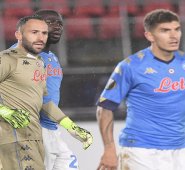 El arquero colombiano David Ospina, no atajaba con el Napoli hace cinco partidos. Cortesía